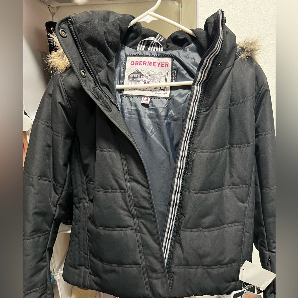SOLD! Obermeyer Ski Jacket Women’s Size 4